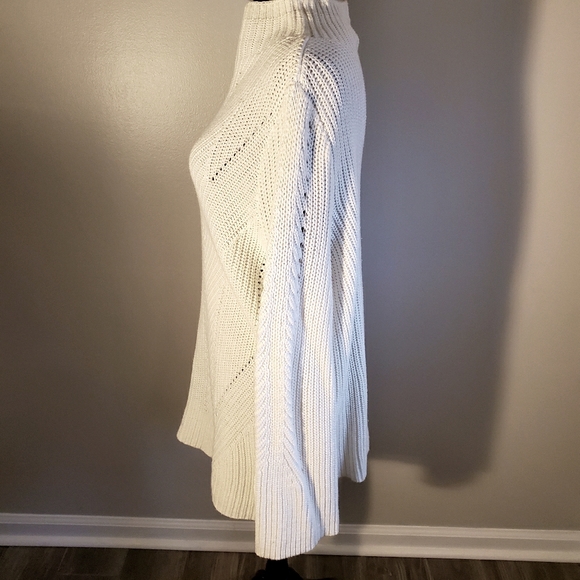 Lisa Rinna Fisherman's sweater - Picture 4 of 7